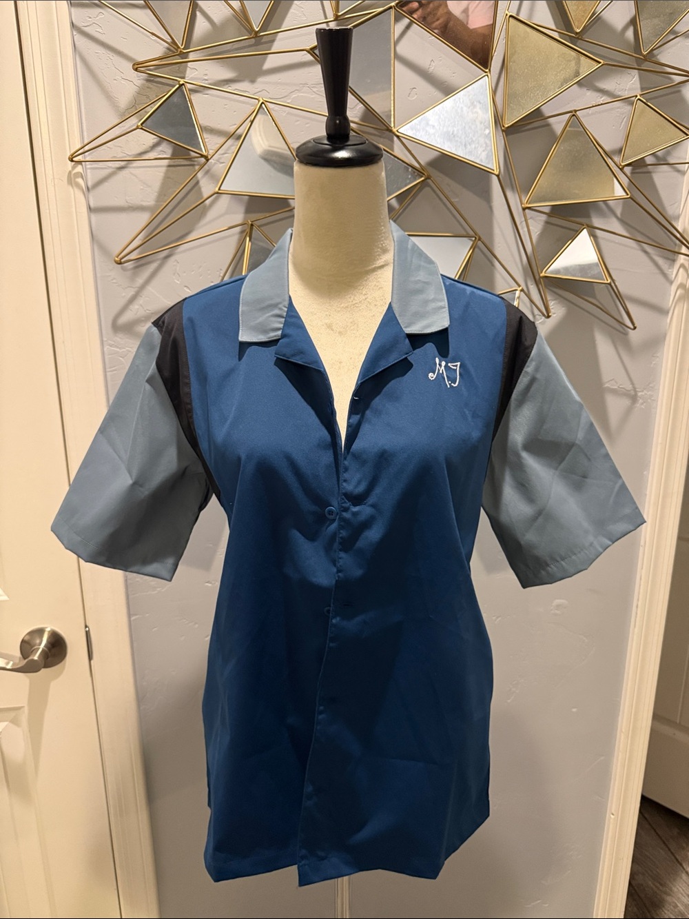 Jordan Two-Tone Blue Bowling Shirt with Black Accents. Loose Fit